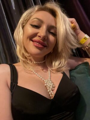 Ksenia — profile with photos